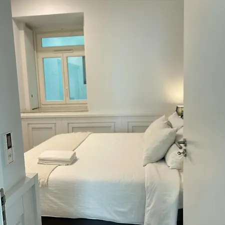 ゲストハウス Double In Shared 3*